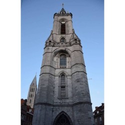 GRP 123 - Tour de la Wallonie picarde GRP 123 - Tour de la Wallonie picarde