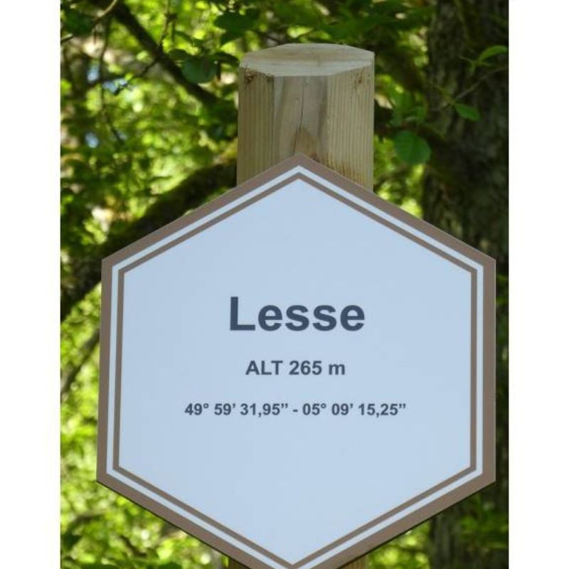 GR 17 - La Lesse et la Lomme par les GR GR 17 - La Lesse et la Lomme par les GR