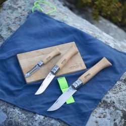 Set de cuisine Opinel "Nomad Outdoor" : 3 couteaux de poche Inox + nappe + planche