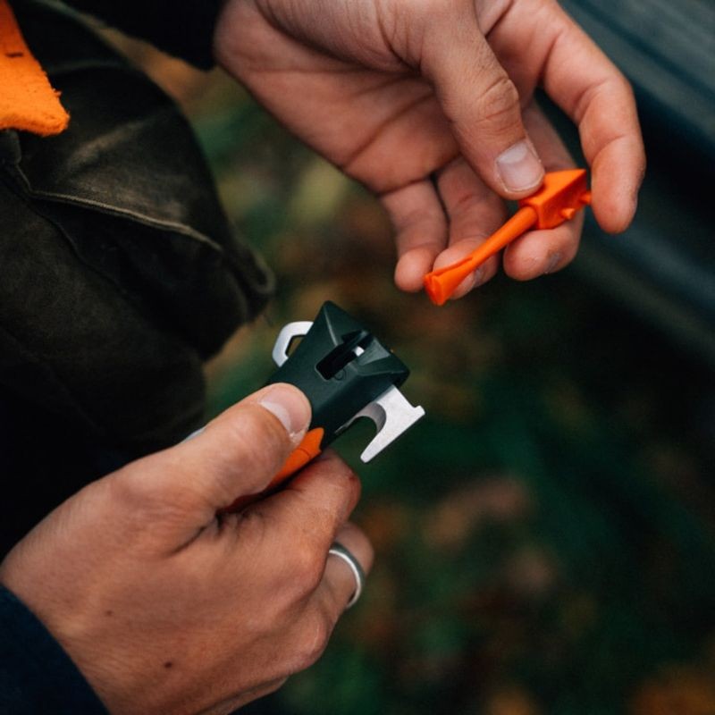 Couteau de poche Opinel "Explore" N°12 - Inox Couteau de poche Opinel "Explore" N°12 - Inox