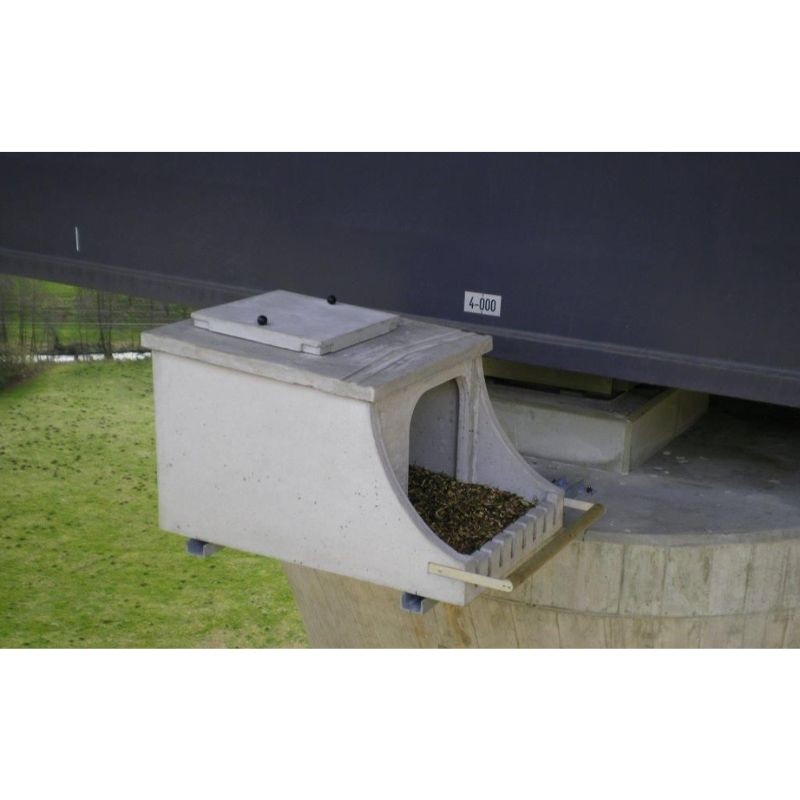 Nichoir pour Faucon pèlerin et fixation murale - Schwegler (305/8 et 308/9)