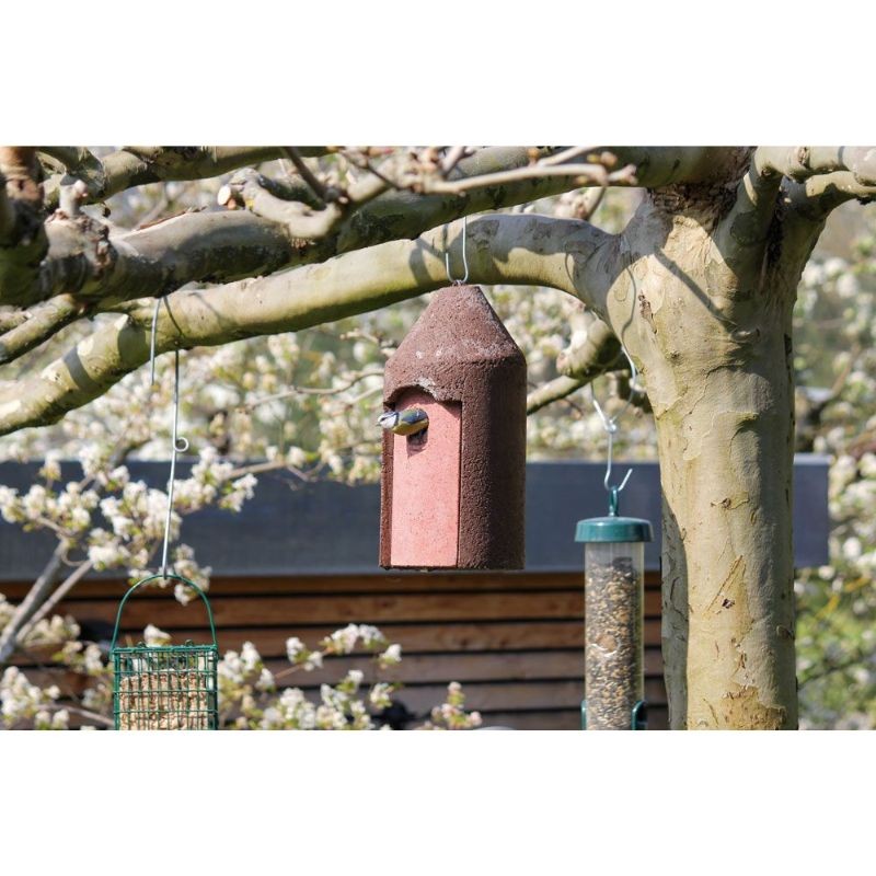 Nichoir 32 mm en béton de bois - Toit conique - Schwegler (2M FG - 111/5) Nichoir 32 mm en béton de bois - Toit conique - Schwegler (2M FG - 111/5)
