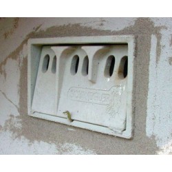 Nichoir pour moineaux - Schwegler (1SP - 590/8) Nichoir pour moineaux - Schwegler (1SP - 590/8)