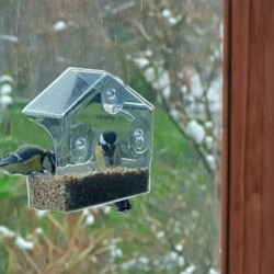 Mangeoire "Tous au balcon" - Pour graines Mangeoire "Tous au balcon" - Pour graines