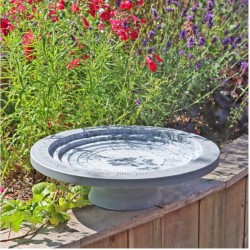 Abreuvoir Shenstone gris effet marbre Abreuvoir Shenstone gris effet marbre