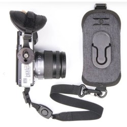 Fixation appareil photo pour sac à dos StrapShot - Cotton Carrier Fixation appareil photo pour sac à dos StrapShot - Cotton Carrier