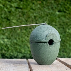 Nichoir Malaga 28mm - Béton de bois - Vert ou Noir