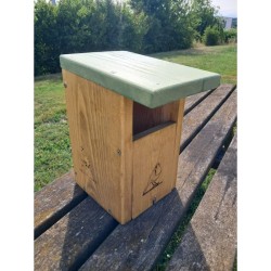 Nichoir LRBPO Semi-ouvert - Bois Sapin Rouge/Toit lasure naturelle vert