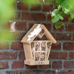 Hôtel à insectes Sol
